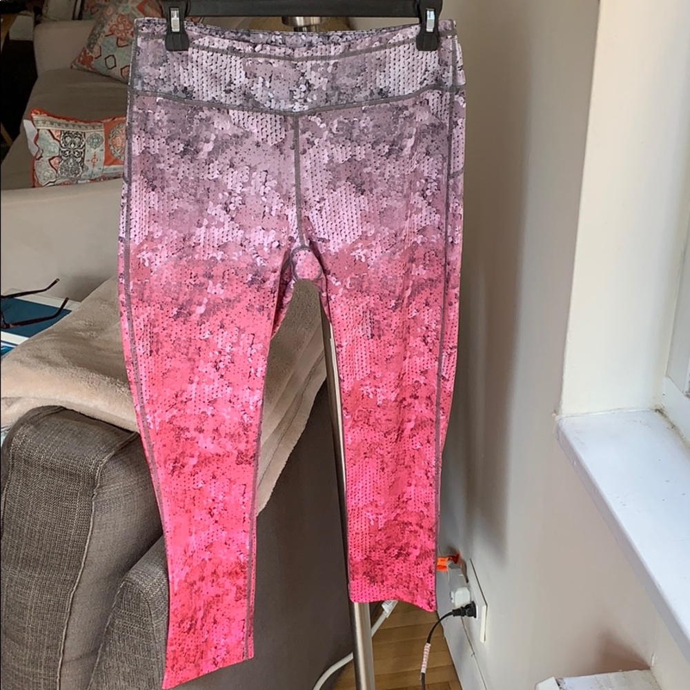 Rebecca Minkoff 3/4 length workout capris